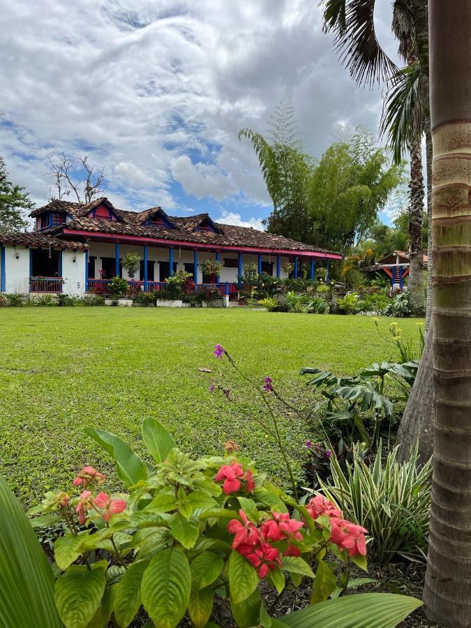 El Percal Hacienda Hotel Montenegro Bagian luar foto