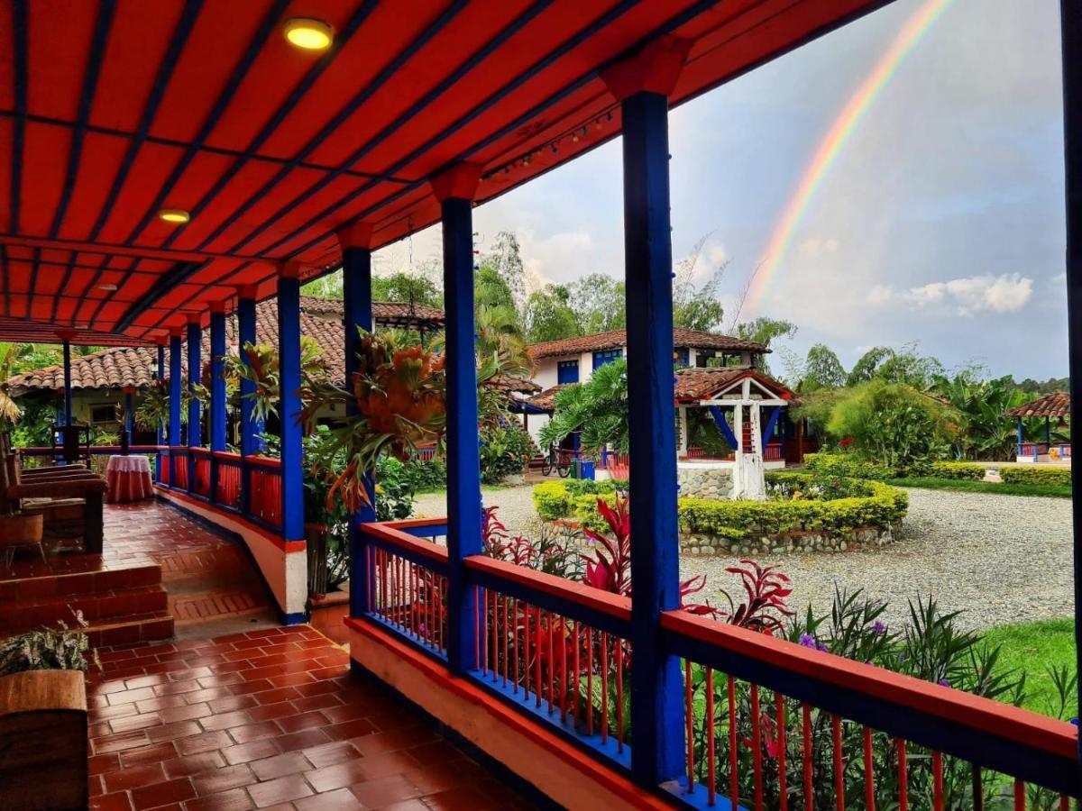 El Percal Hacienda Hotel Montenegro Bagian luar foto