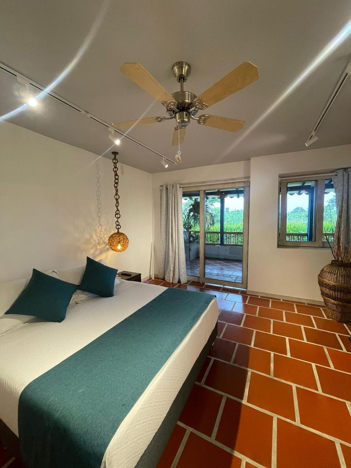 El Percal Hacienda Hotel Montenegro Bagian luar foto